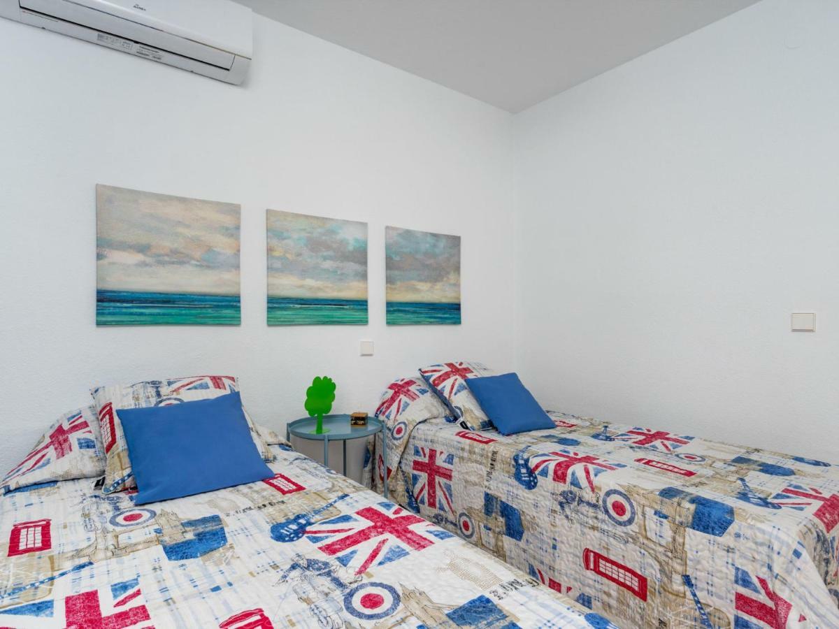 Apartment Carihuela Playa-2 By Interhome Torremolinos Eksteriør billede
